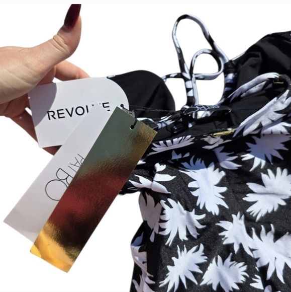 Patbo Dahlia Floral swimsuit Revolve Lace-Up One Piece Black Floral NWT Tags S - Picture 5 of 6